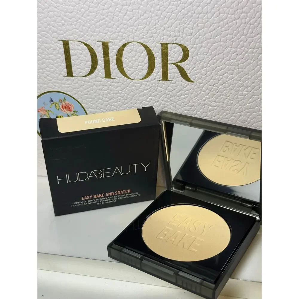 HUDA Beauty Easy Bake AND Snatch Pressed Brightening Powder - POUND CAKE 8.5g